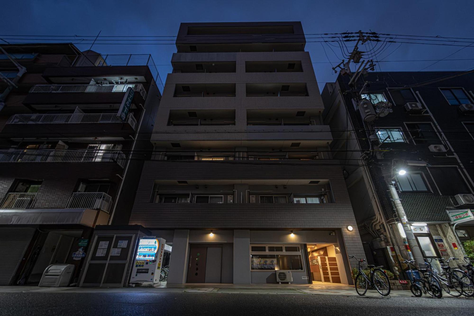 Ocean Nipponbashi Higashi 大阪